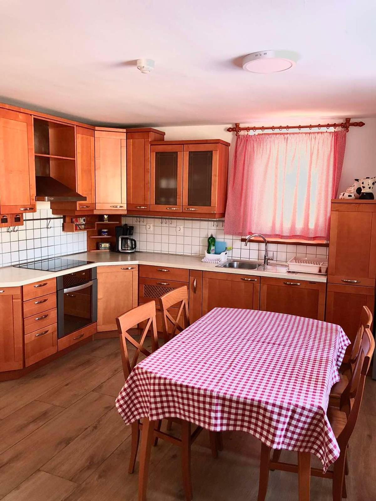 Apartments Kamp Podgrad Vransko ภายนอก รูปภาพ