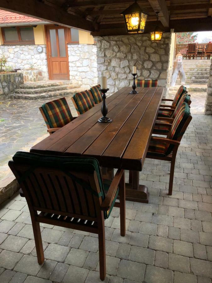 Apartments Kamp Podgrad Vransko ภายนอก รูปภาพ